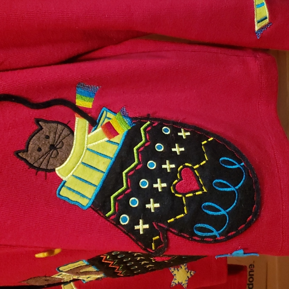 Cat Sweater - Picture 2 of 4